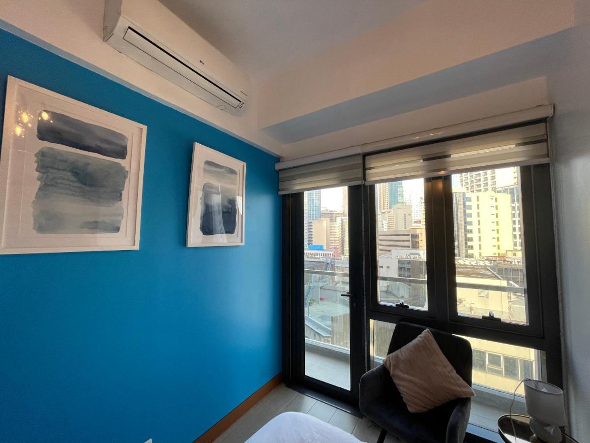 Family Staycation, Greenbelt Hamilton, Isabel'S Makati Rooms マカティ エクステリア 写真