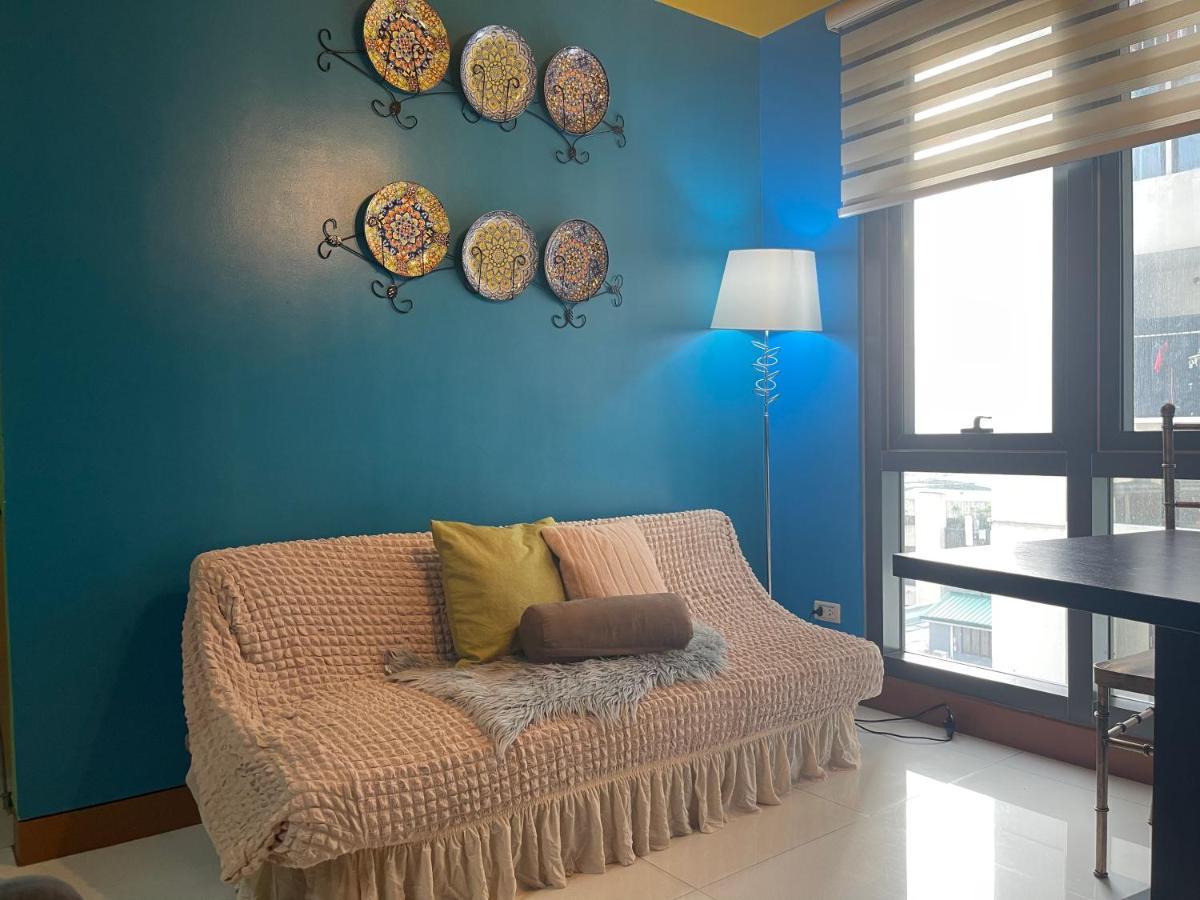 Family Staycation, Greenbelt Hamilton, Isabel'S Makati Rooms マカティ エクステリア 写真