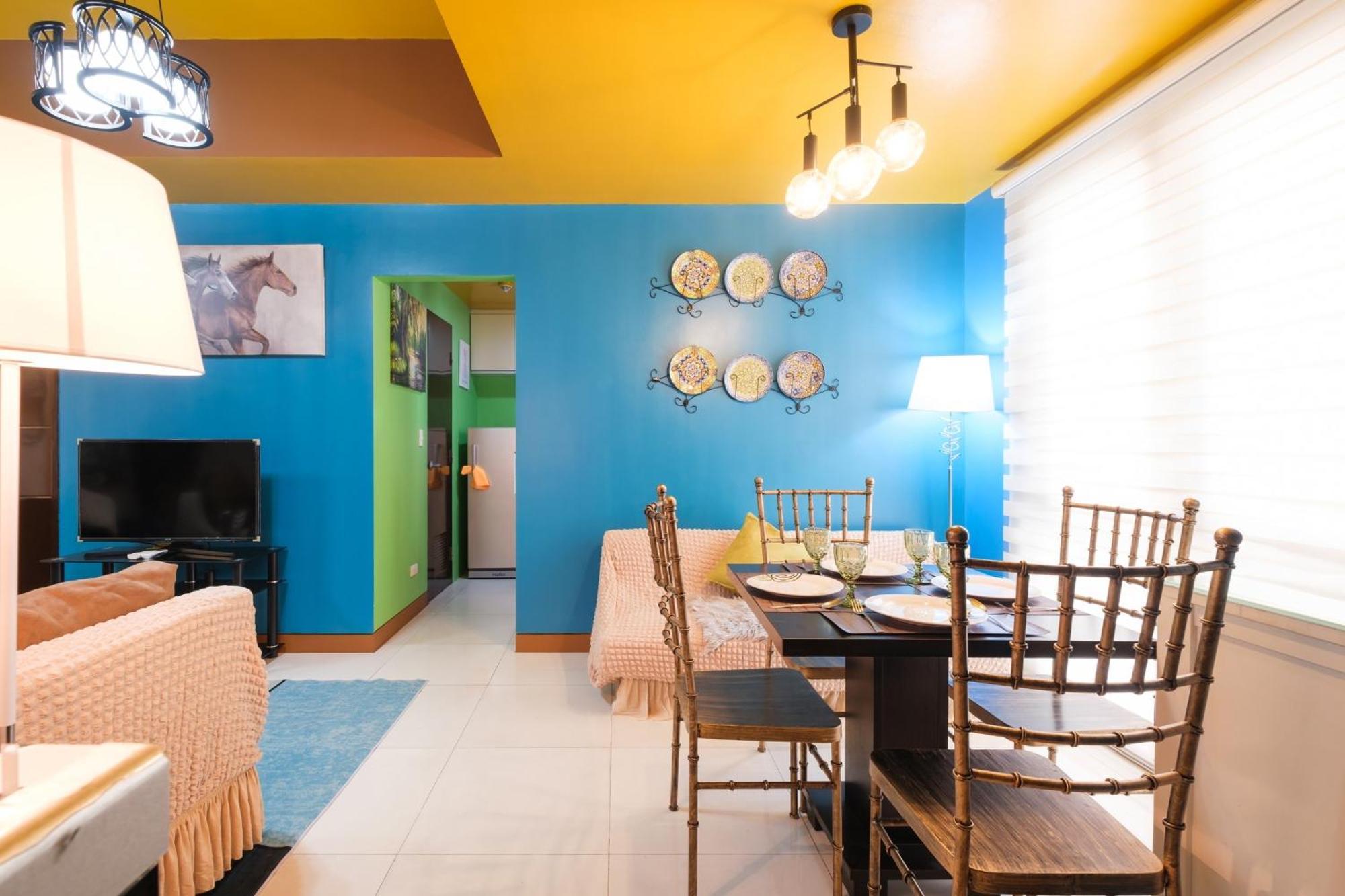 Family Staycation, Greenbelt Hamilton, Isabel'S Makati Rooms マカティ エクステリア 写真